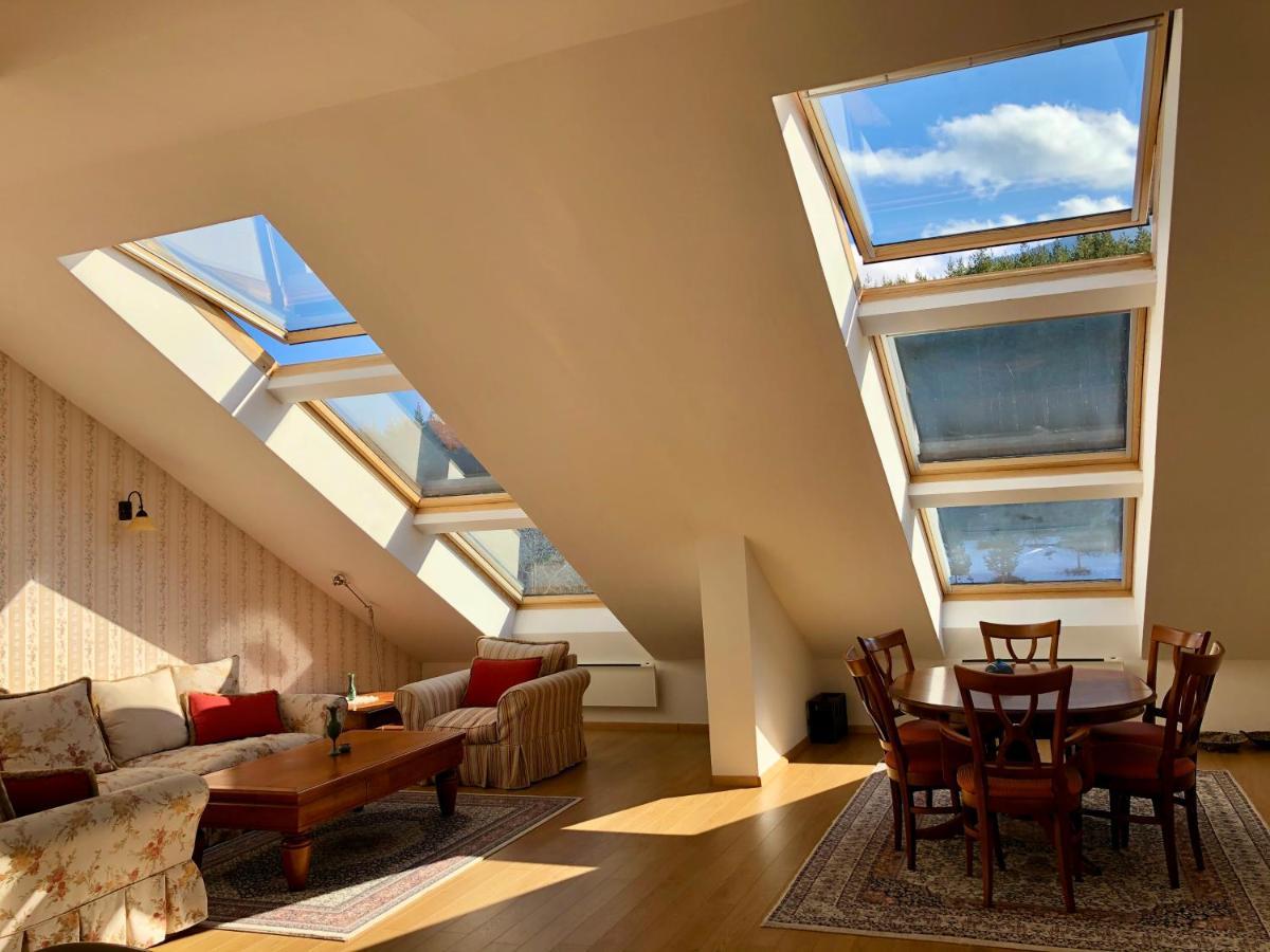 Luxury Penthouse With A Lavish Spa And 2 En-Suite Bedrooms 반스코 외부 사진